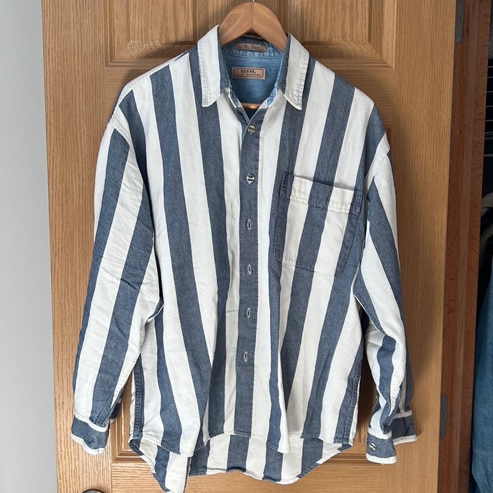 Vintage guess button up size medium 100% cotton